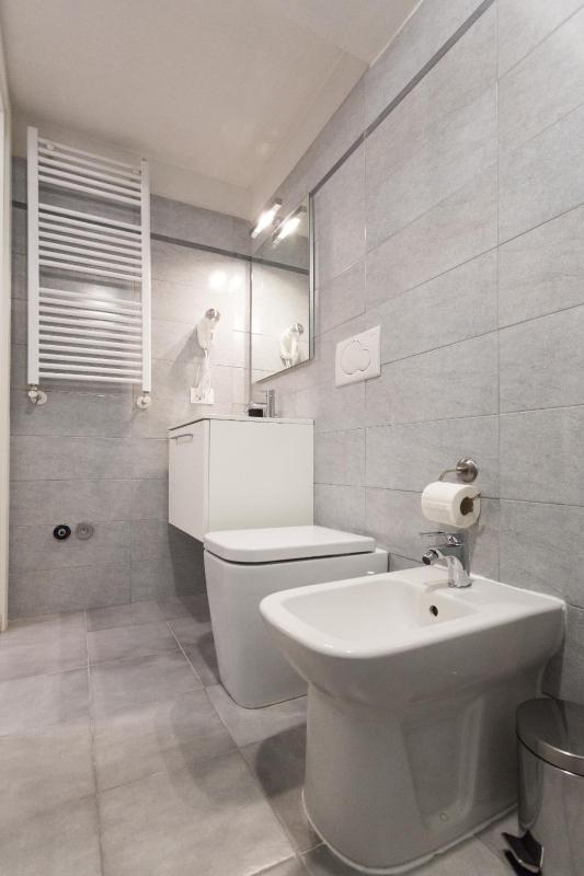 Double or Twin Room with Private Bathroom image 1