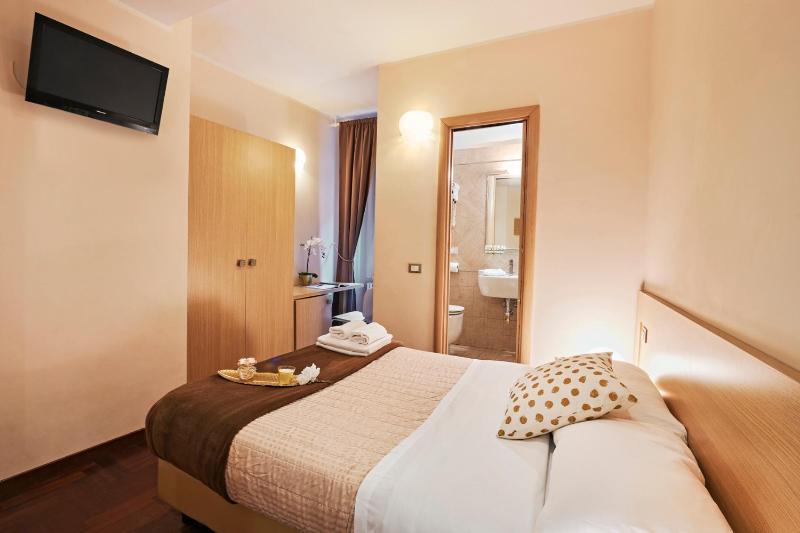 Small Double Room with Private Bathroom image 3