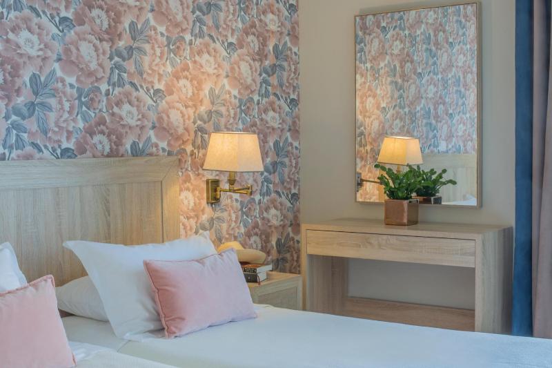 Two Bedroom Apartment with Lycabettus Hill View (5 Adults) image 2