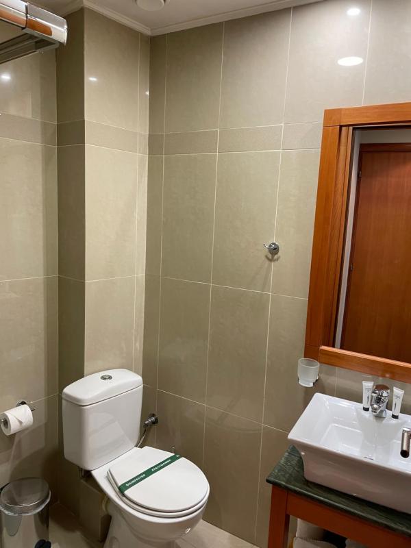 Single Room image 4