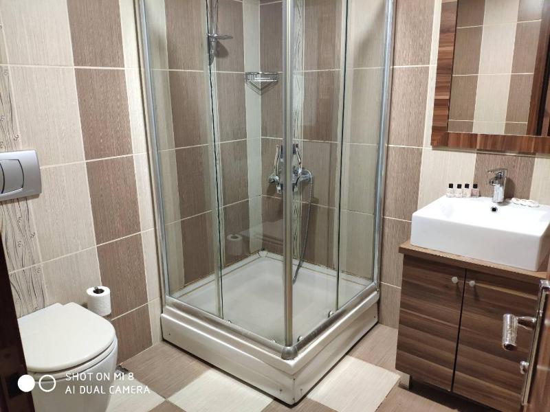 Standard Single Room image 2