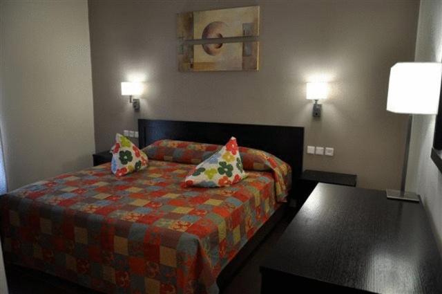 One Bedroom Suite (2 Adults + 1 Child ) image 2