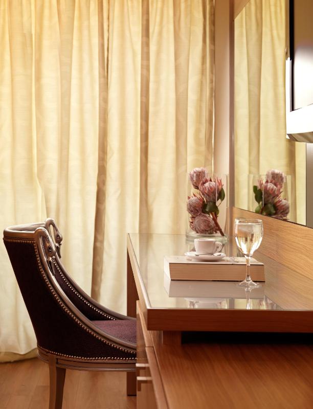 Superior Room image 4