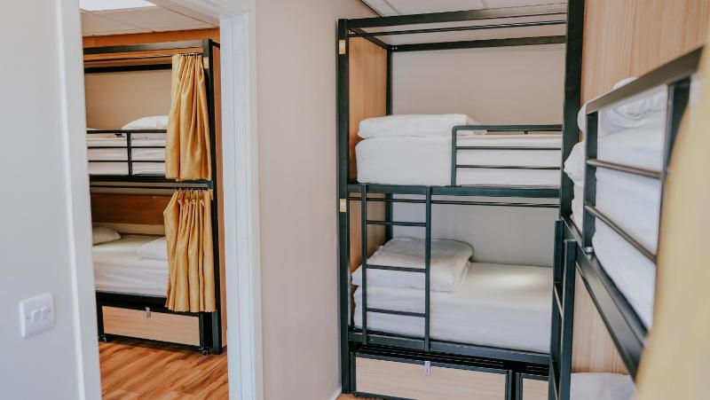 Bed in 8-Bed Mixed Dormitory Room with Shared Bathroom image 3