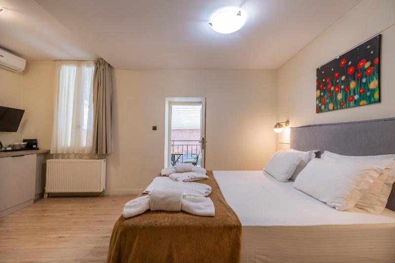 Junior Suite image 2