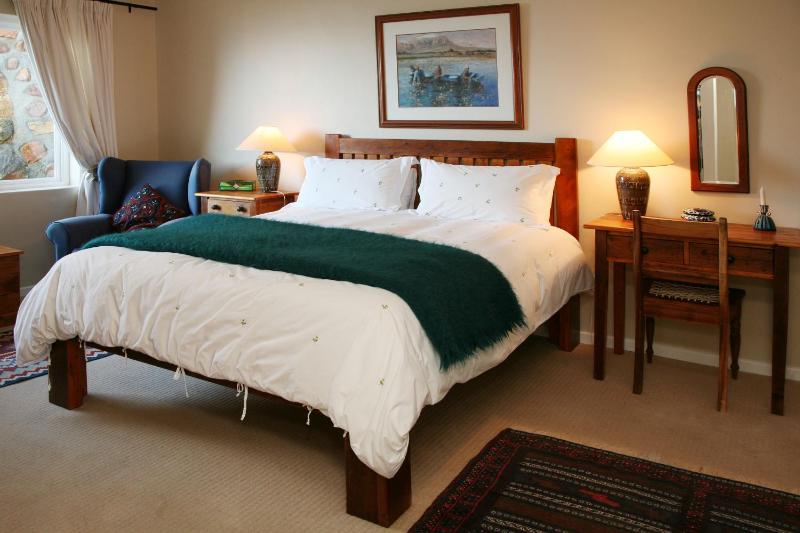 Double Room with Side Sea View image 1