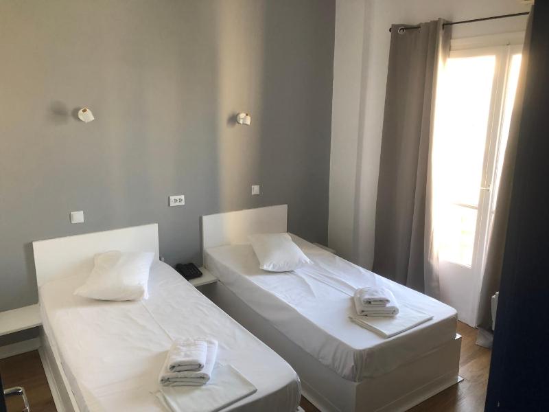 Double or Twin Room with Shared Bathroom image 2