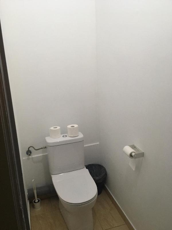 Double Room image 3