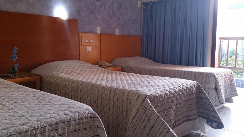 Standard Triple Room with Partial Sea View image 3