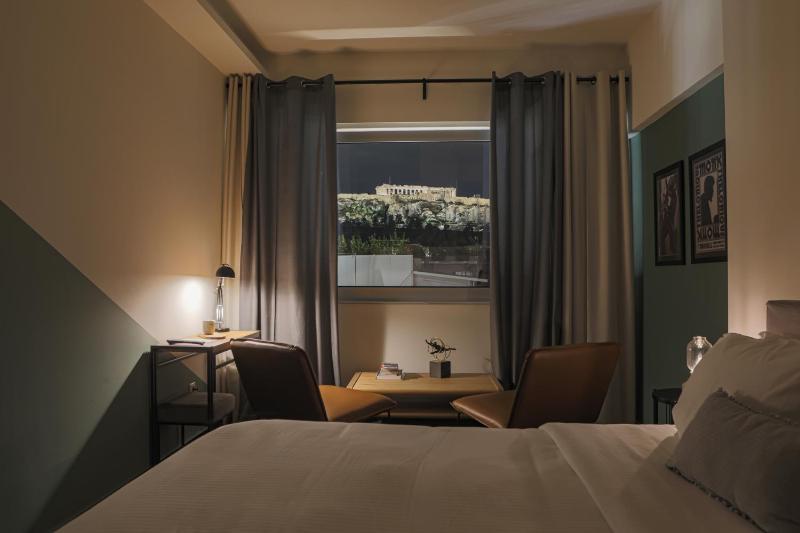 Deluxe Studio with Acropolis View image 2