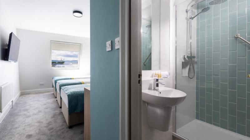 Triple Room image 4