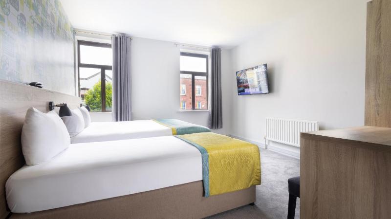 Triple Room image 3