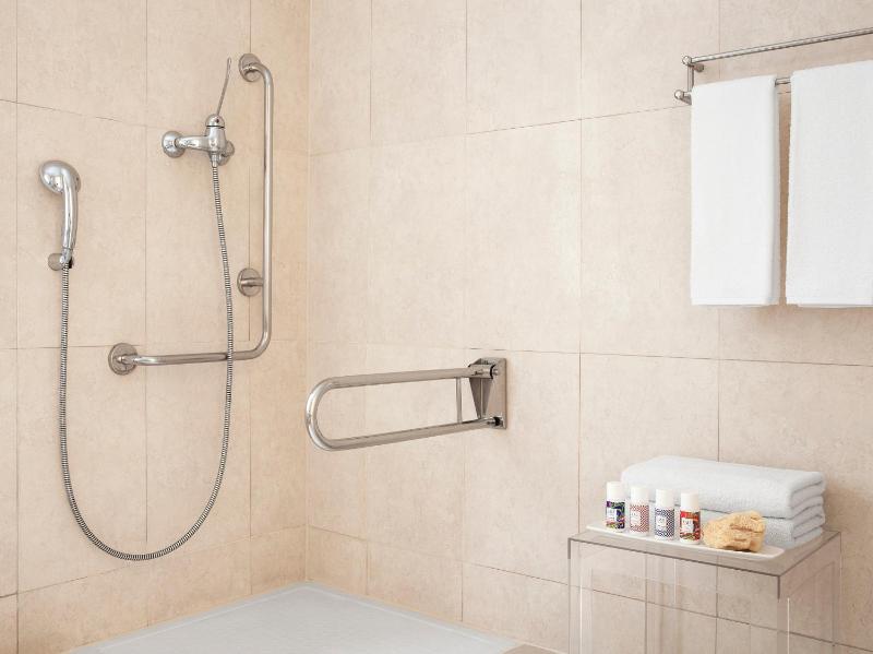 Superior Double or Twin Room image 2
