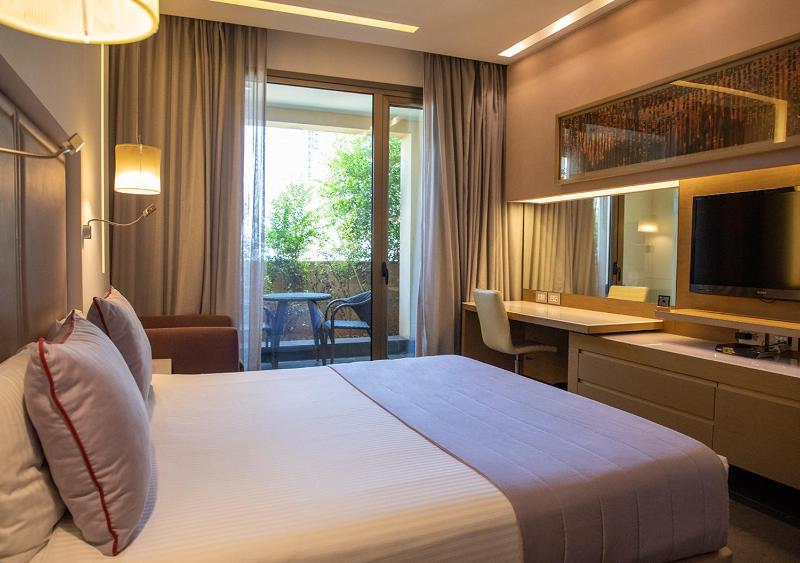 Superior Twin or Double Room with Balcony image 4