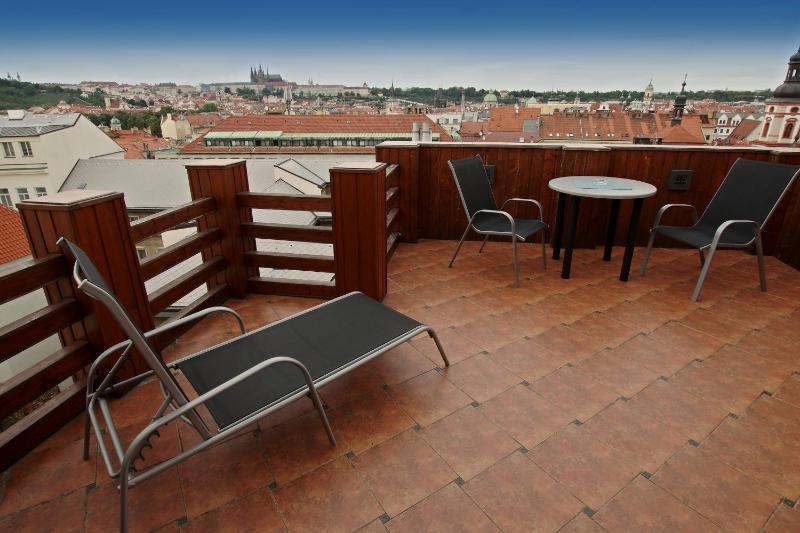 Superior Apartment with Terrace image 3