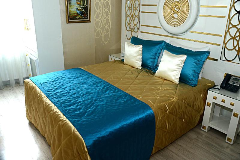 Romantic Special Package Double Room image 1