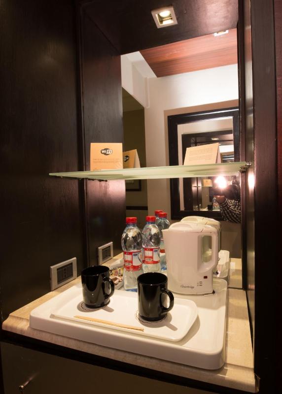 Single Deluxe Room image 2
