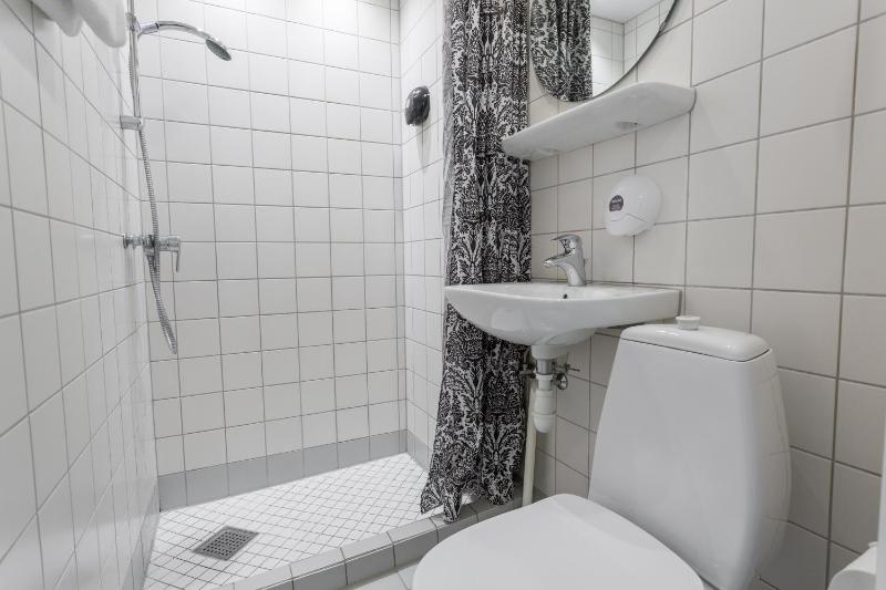 Standard Single Room image 3