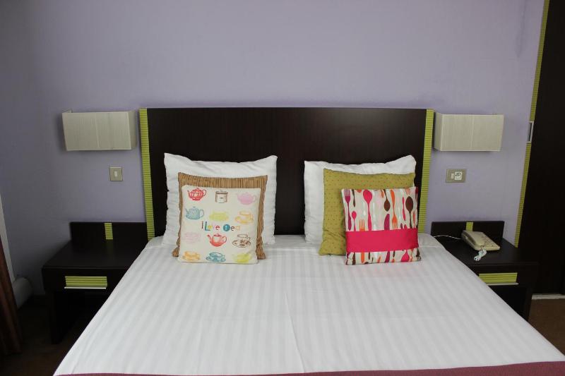 Superior Double Room image 1