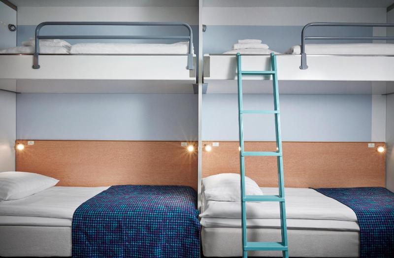 Quadruple Room with Bunk Beds image 2