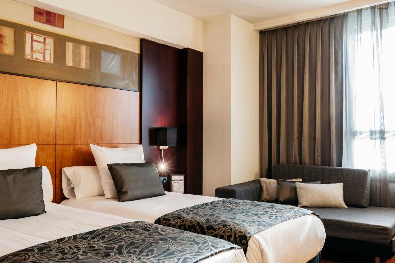 Premium Double or Twin Room image 1