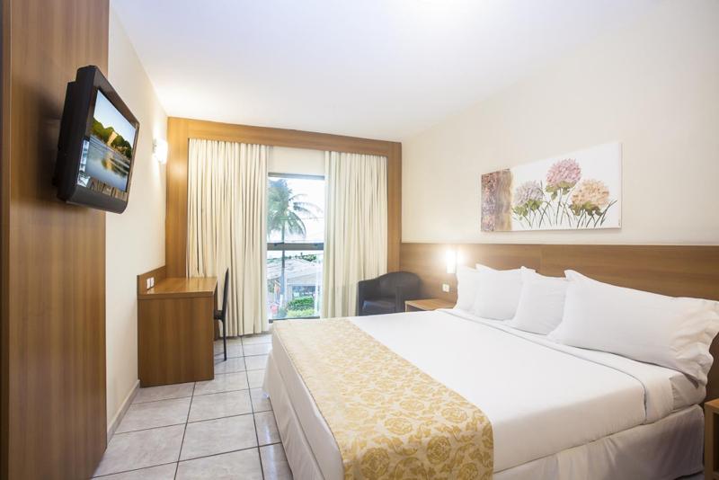 Double Room with Sea View image 3
