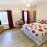 Emporium Apartments - Nottingham City Centre - Your own 7 Bedrooms Apartment with 3 Bathrooms and full Kitchen - 