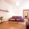 Trone Apartment