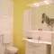 Trone Apartment