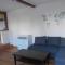 Trone Apartment