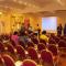 Casa Real Hotel & Suites