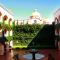 Casa Real Hotel & Suites
