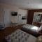 Metro Studio Midtown West