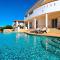 Lagos Villa Sleeps 10 Pool Air Con WiFi Foto: Lagos Villa Sleeps 10 Pool Air Con WiFi