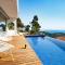 Foto: Lloret de Mar Villa Sleeps 6 Pool Air Con WiFi 18/19