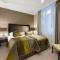 51 Buckingham Gate, Taj Suites & Residences