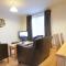 Crompton Court Apartments