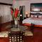 Casa Real Hotel & Suites