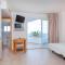 Apartamentos Mar y Playa