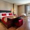 Olivia Plaza Hotel