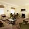 51 Buckingham Gate, Taj Suites & Residences