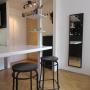Apartmanok, Corner Flat