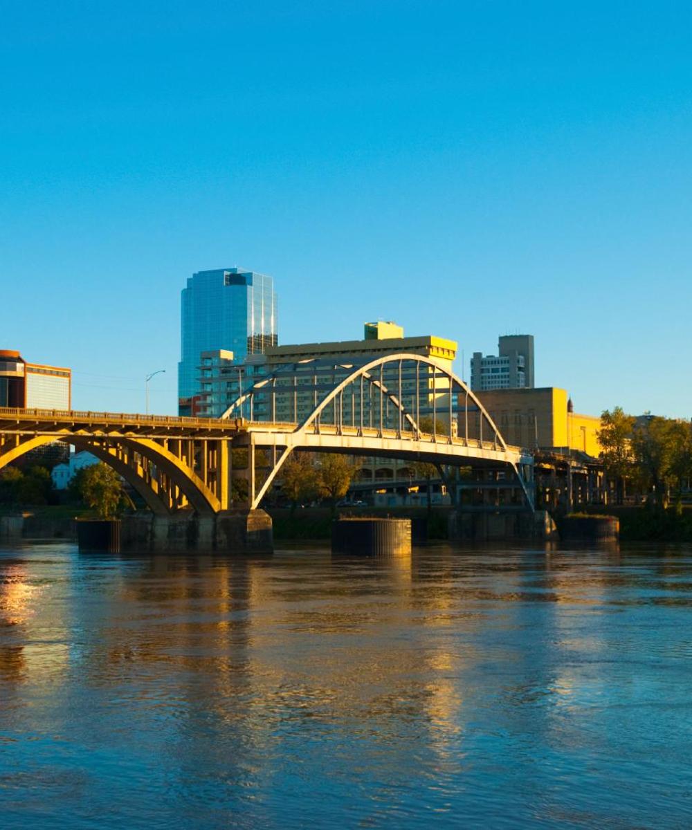 Book cheap flights to Arkansas – Booking.com