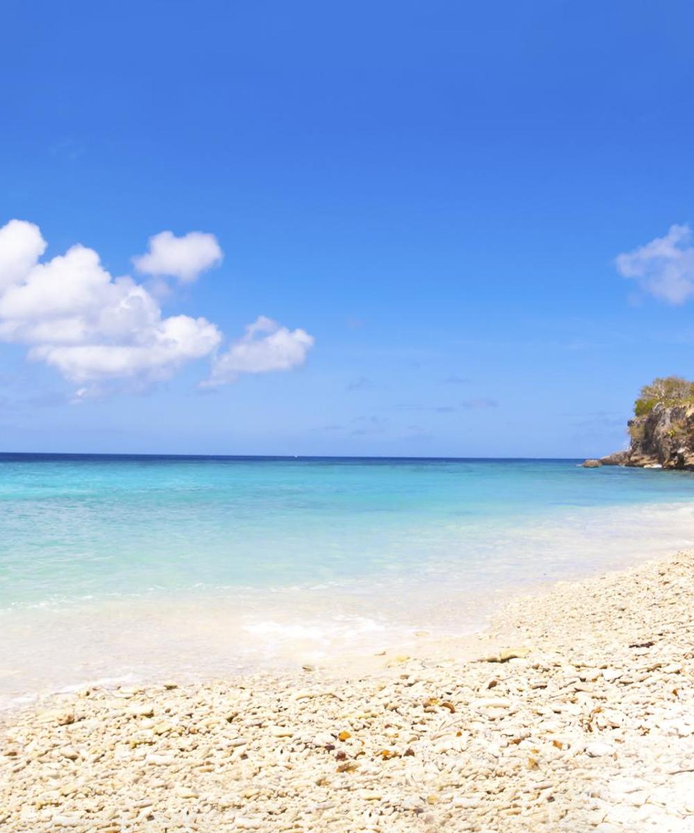 Cheap car hire in Curaçao find and compare deals