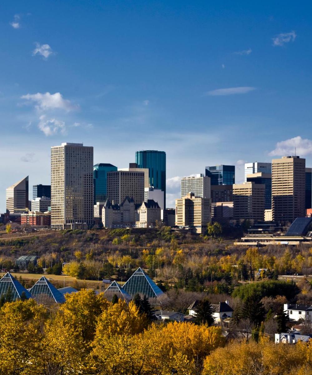 Hertz Car Rental in Leduc