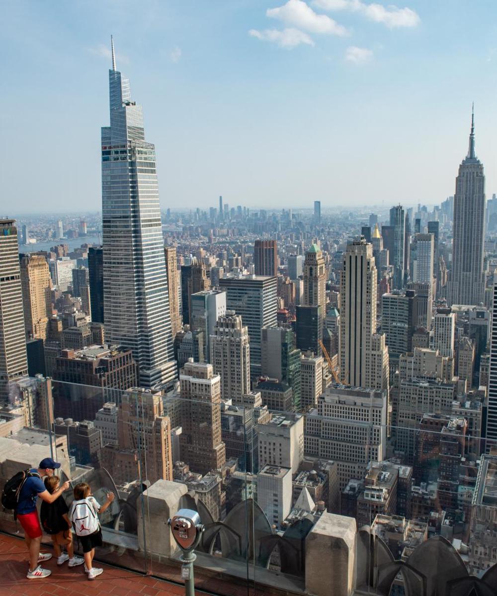 Dollar Car Rental near LaGuardia Airport