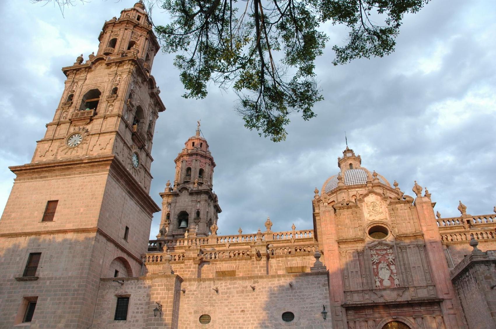 Book cheap flights to Morelia
