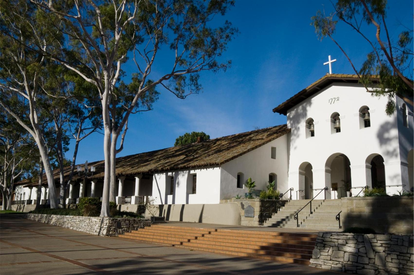 Book cheap flights to San Luis Obispo County