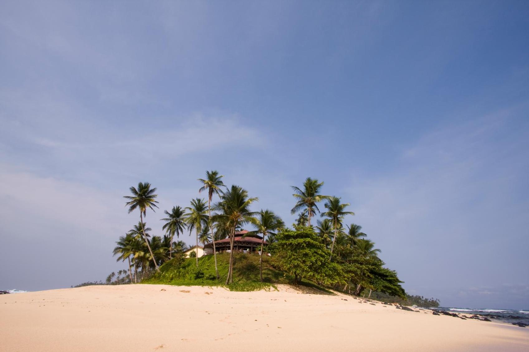 Varaa edullisia lentoja kohteesta Praia (RAI) São Tomé ja Príncipeen