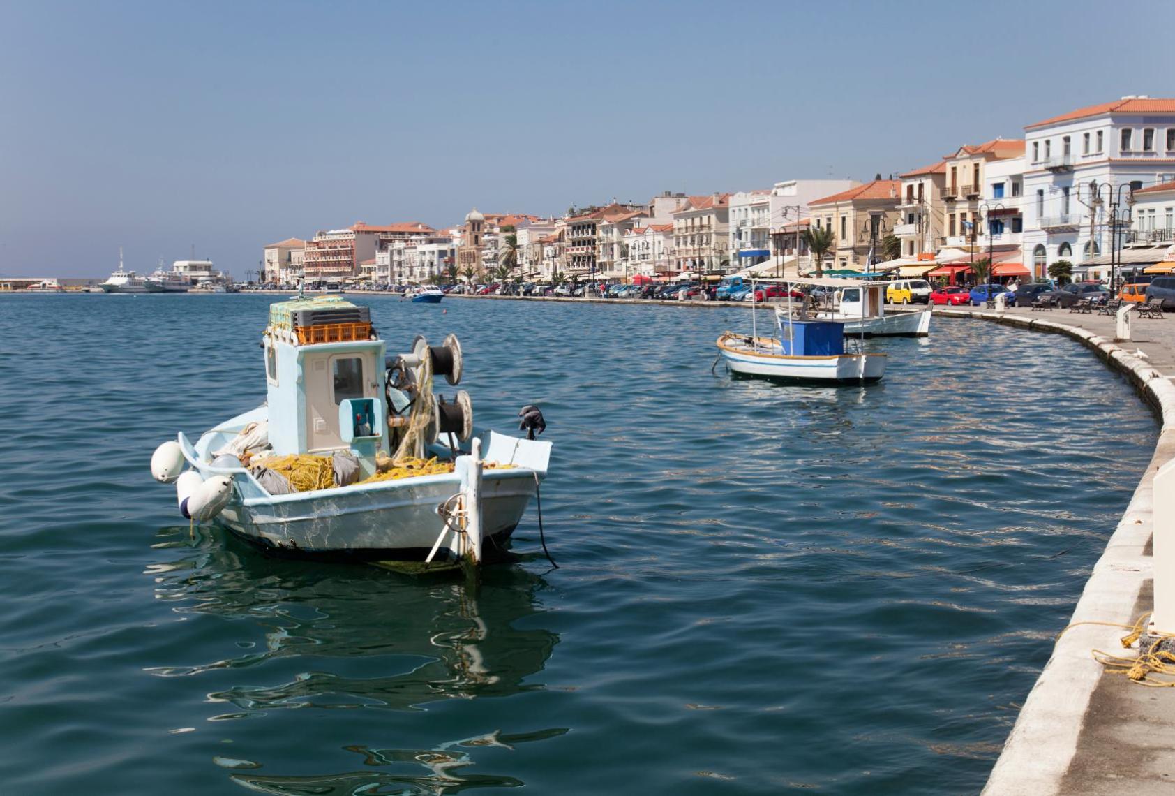 Book cheap flights to Samos